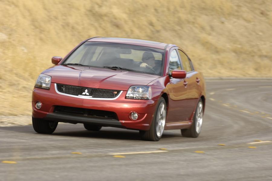  Mitsubishi Galant 2009 года  (фото 28 из 98)